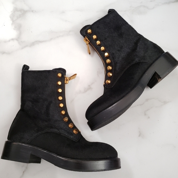 Jeffrey Campbell Tonette-2F Calf-hair zip-front Bootie with studs, Size 6.5 - Picture 3 of 8